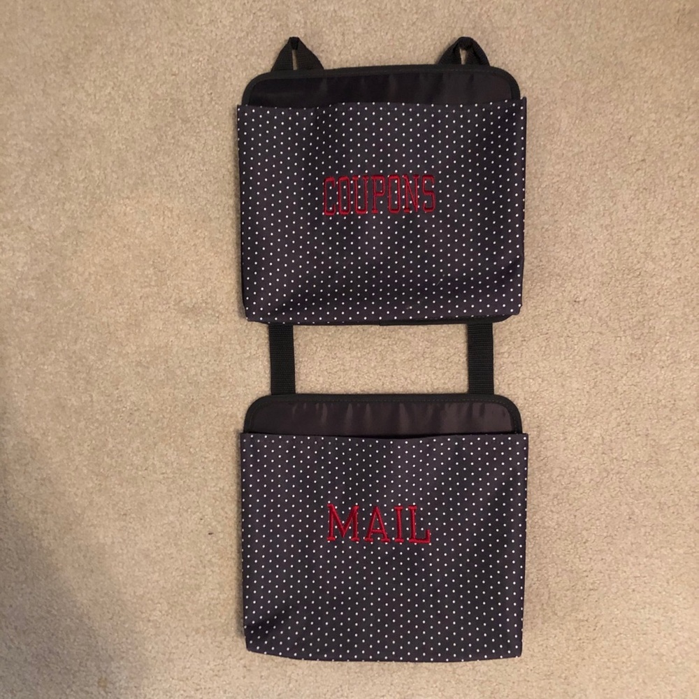 Thirty One mail and coupon holder